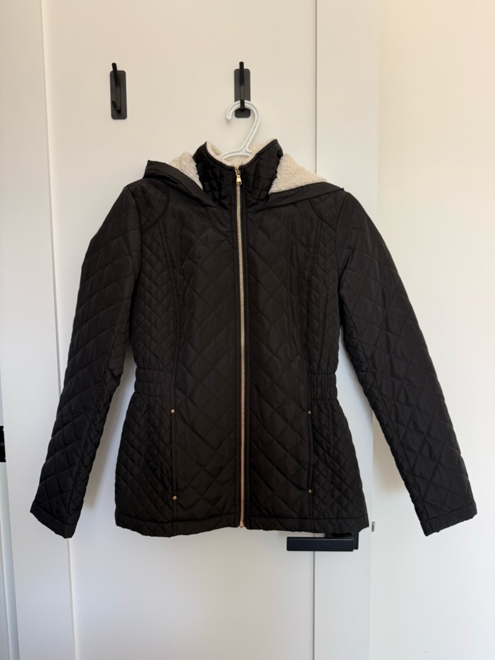 CiSono Quilted Black Hooded Jacket with Sherpa Lining - New Without Tags